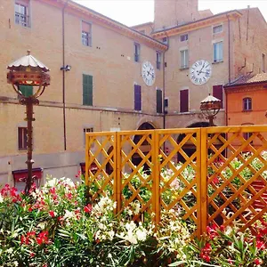 https://rocchi-residence.emilia-romagnahotels.net